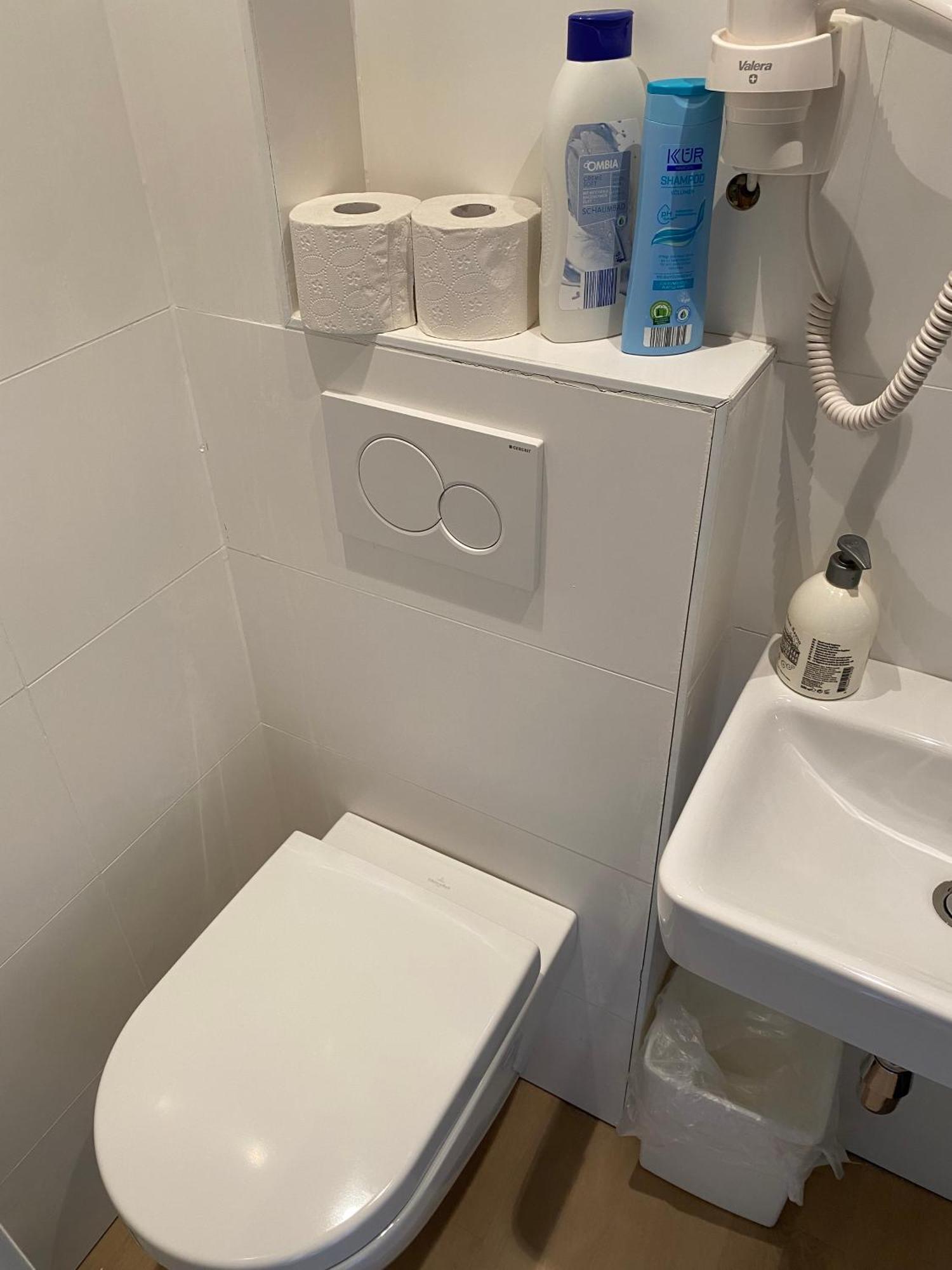 Petite Koenigsallee Self Check-in 3* Düsseldorf